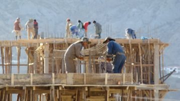 Desarrolladores inmobiliarios en jaque, controlarán barrios privados y la provisión de agua